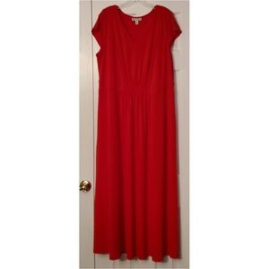 Floor-length red cap sleeve dress